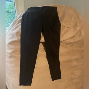 Soft leggings with pockets